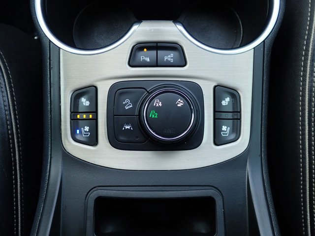 Used 2018 GMC Terrain Denali w/ Advanced Safety Package image 24