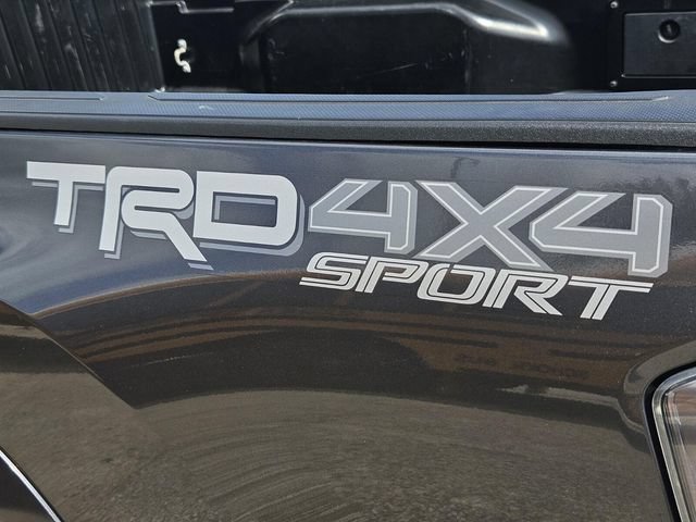 Used 2020 Toyota Tacoma TRD Sport AWD/4WD image 11