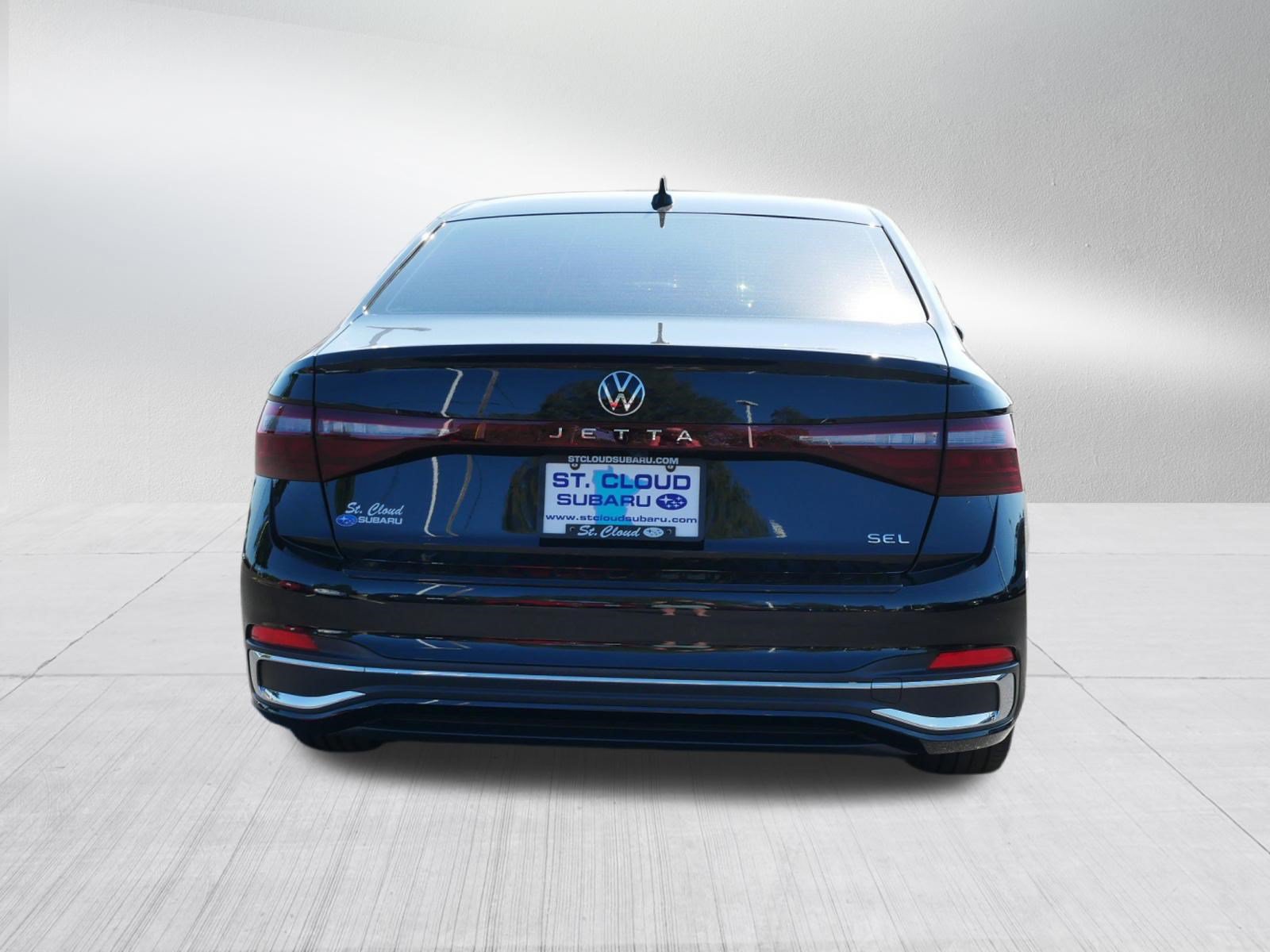 Used 2025 Volkswagen Jetta SEL FWD image 6