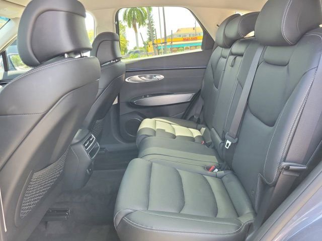 Used 2026 Genesis GV70 2.5T Select AWD/4WD image 8