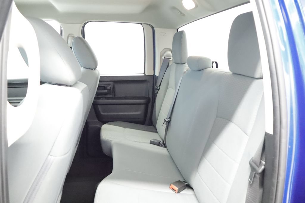 Certified 2019 RAM 1500 Express w/ Express Value Package AWD/4WD image 19