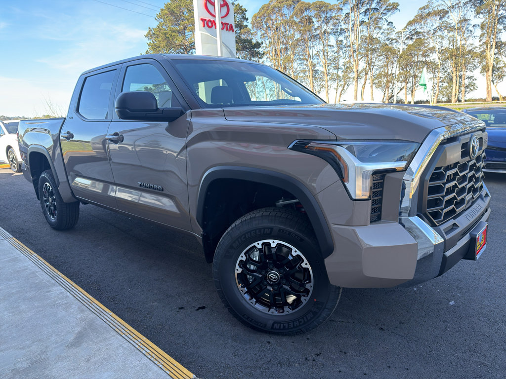 New 2026 Toyota Tundra SR5 w/ TRD Off-Road Package AWD/4WD image 6
