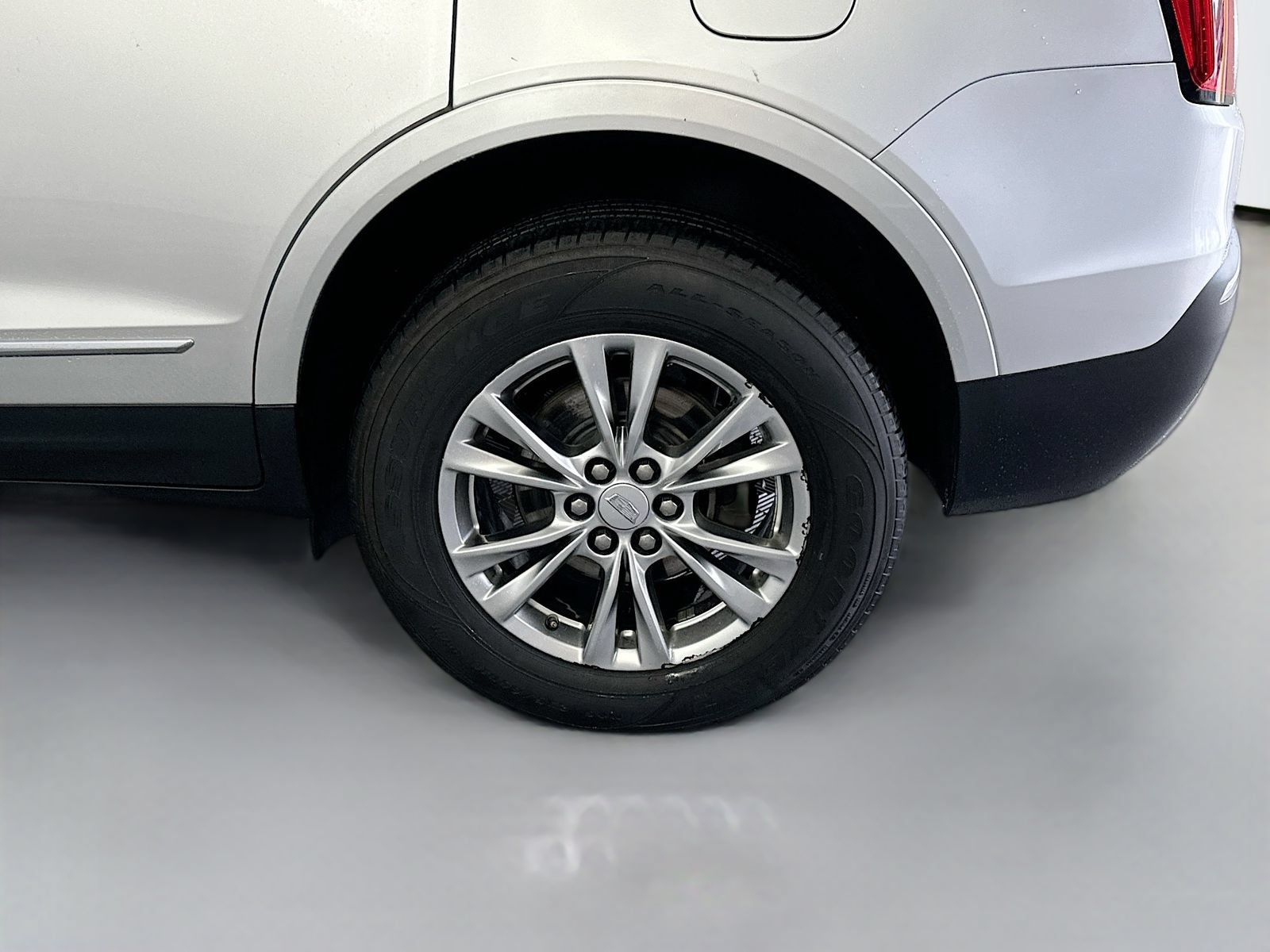 Used 2020 Cadillac XT5 Premium Luxury FWD image 32