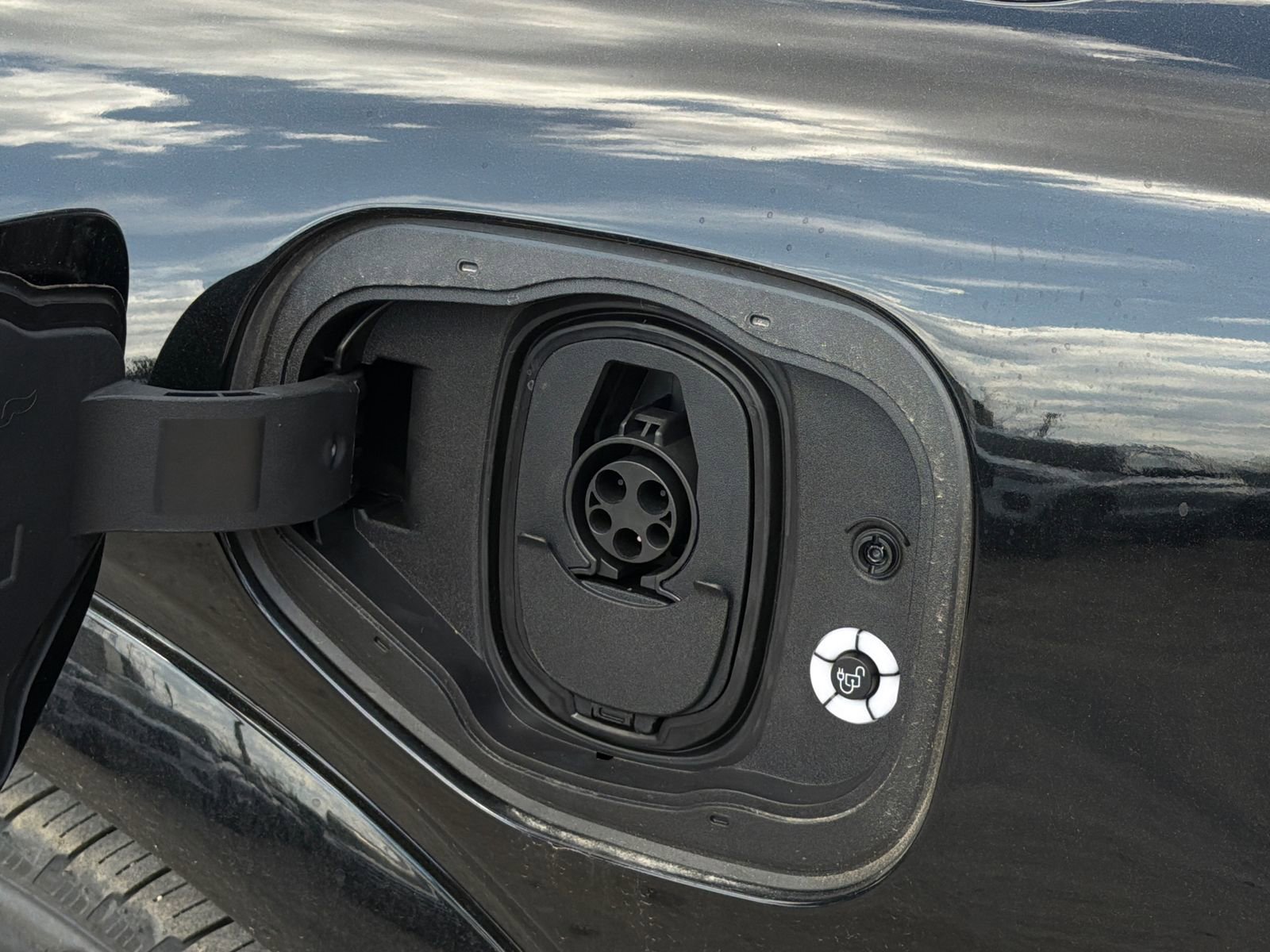 New 2026 Ford Mustang Mach-E Premium w/ Technology Package AWD/4WD image 11