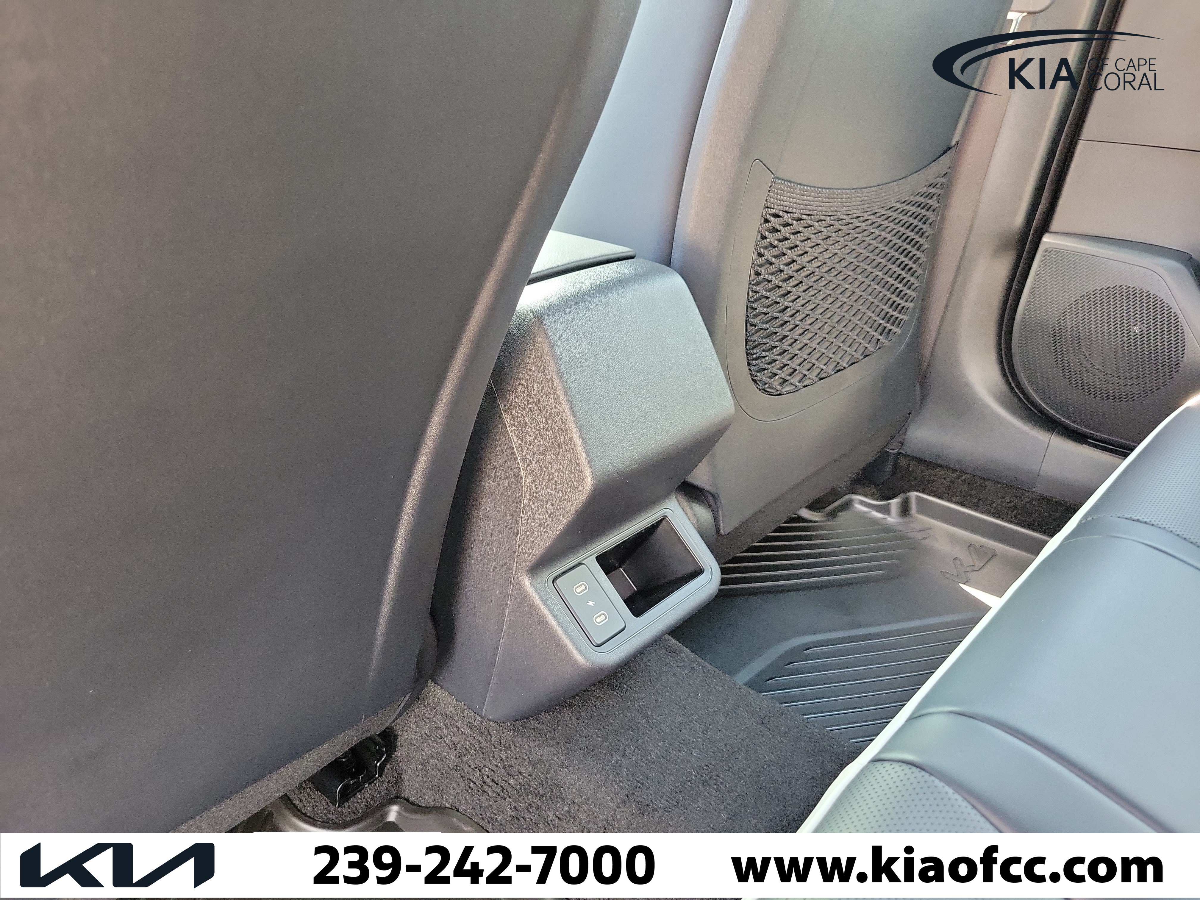 New 2026 Kia K4 GT-Line w/ GT-Line Premium Package FWD image 13