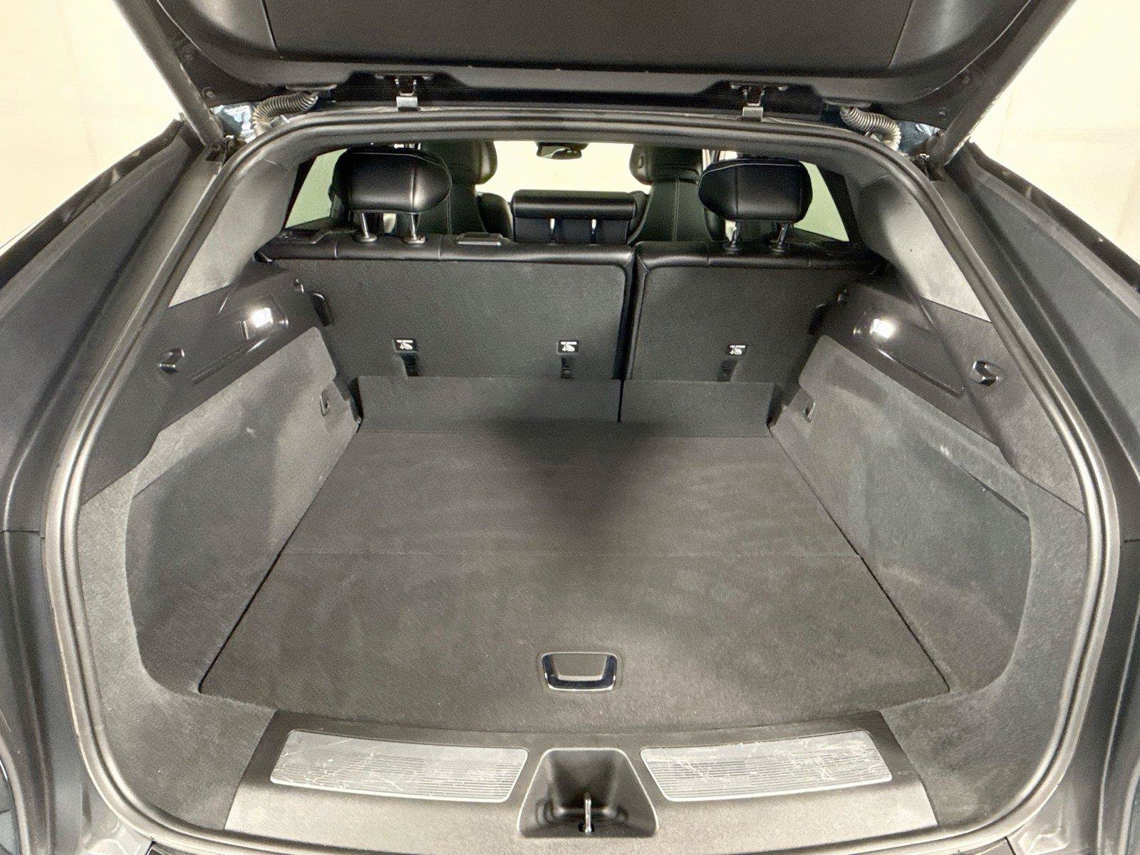 Used 2024 Cadillac Lyriq Luxury w/ LPO, Floor Liner Package AWD/4WD image 19