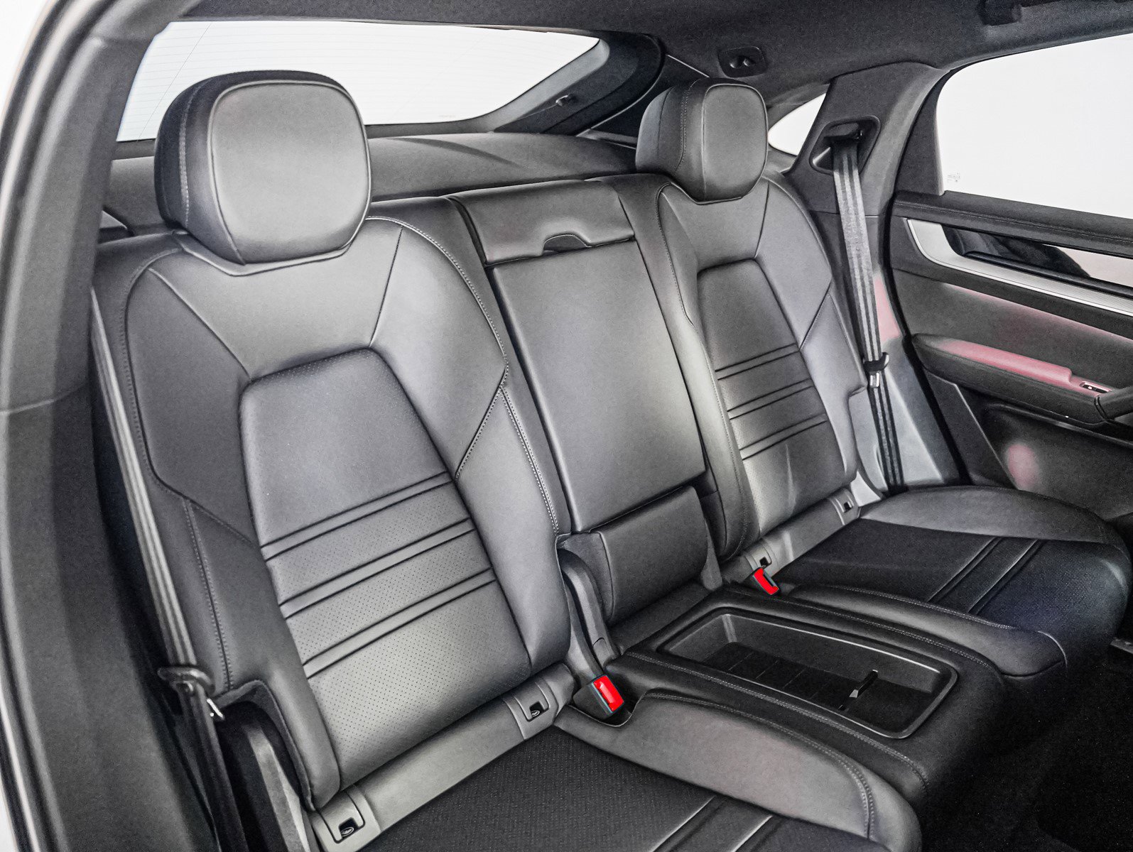 New 2026 Porsche Cayenne S image 6