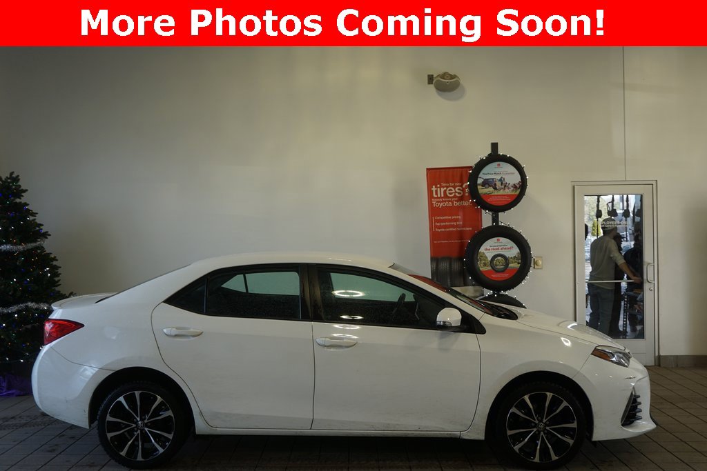 Used 2017 Toyota Corolla SE image 2
