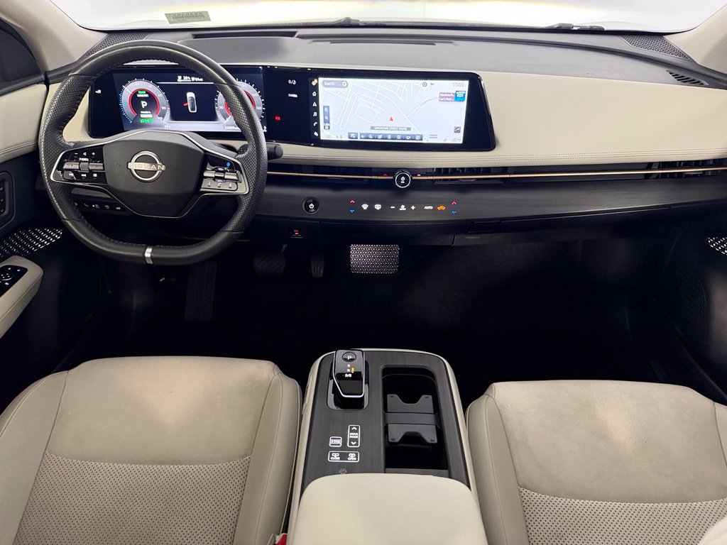 Used 2024 Nissan Ariya AWD image 13