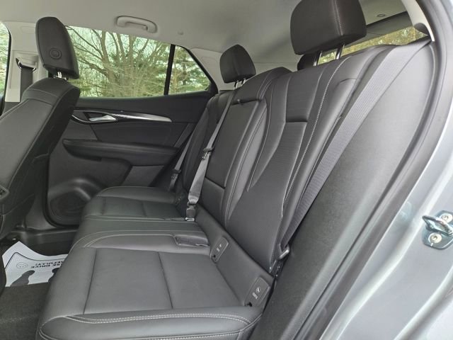 Used 2025 Buick Envision Preferred image 16