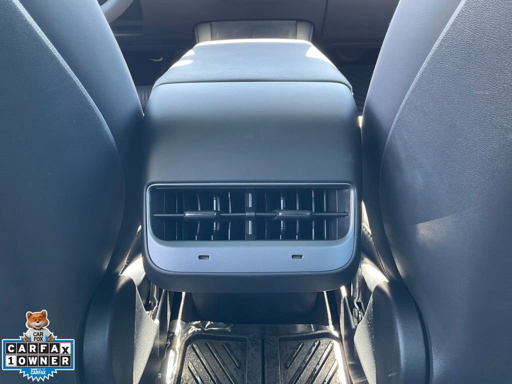 Used 2023 Tesla Model 3 Standard Range image 34