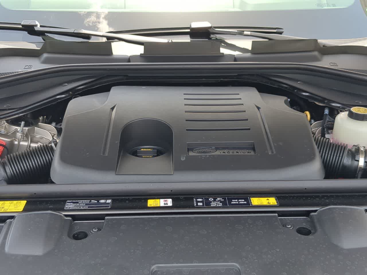 New 2026 Land Rover Range Rover SE AWD/4WD image 14