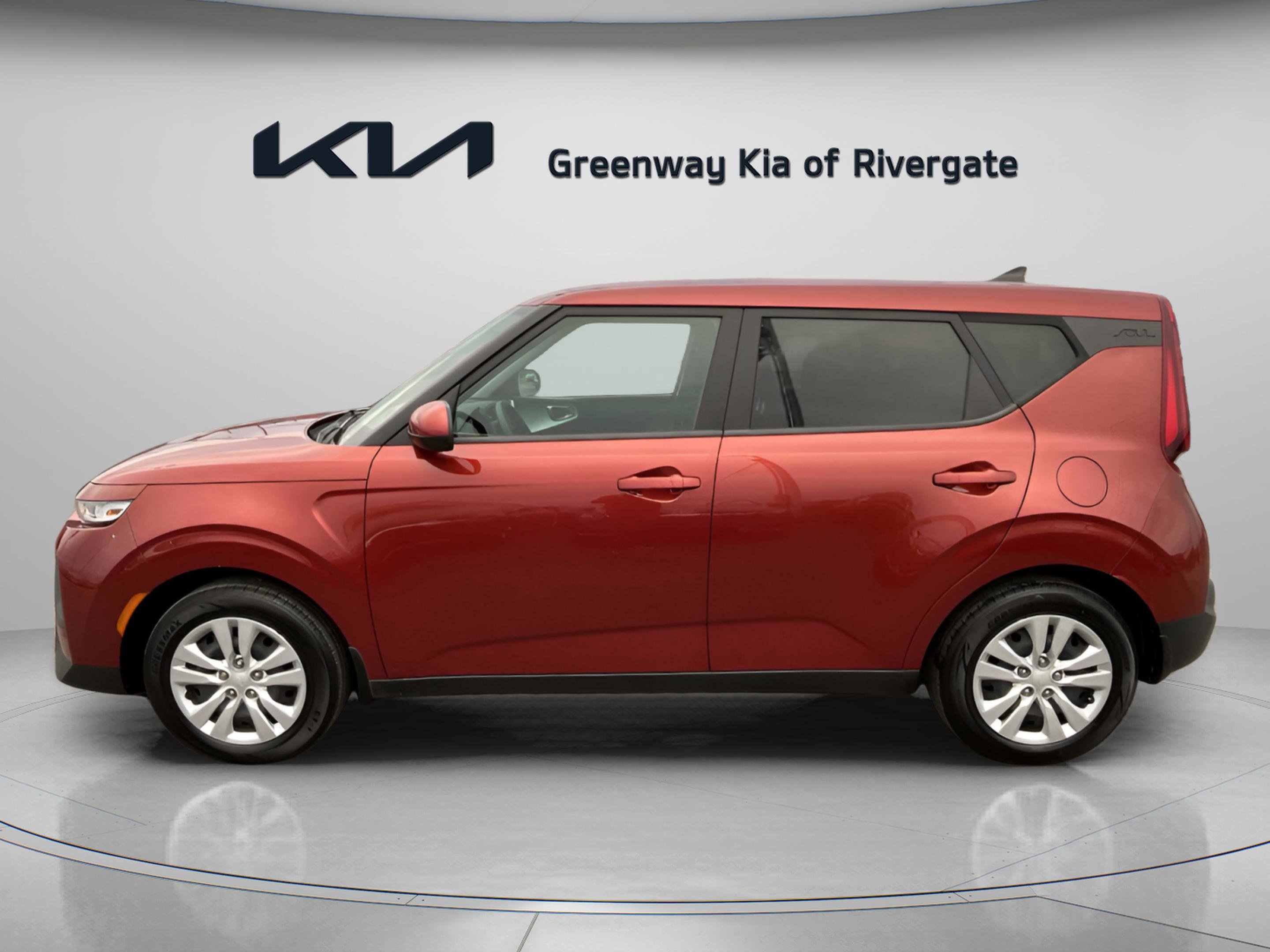 Used 2022 Kia Soul LX image 4