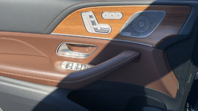 Certified 2024 Mercedes-Benz GLE 53 AMG 4MATIC image 25
