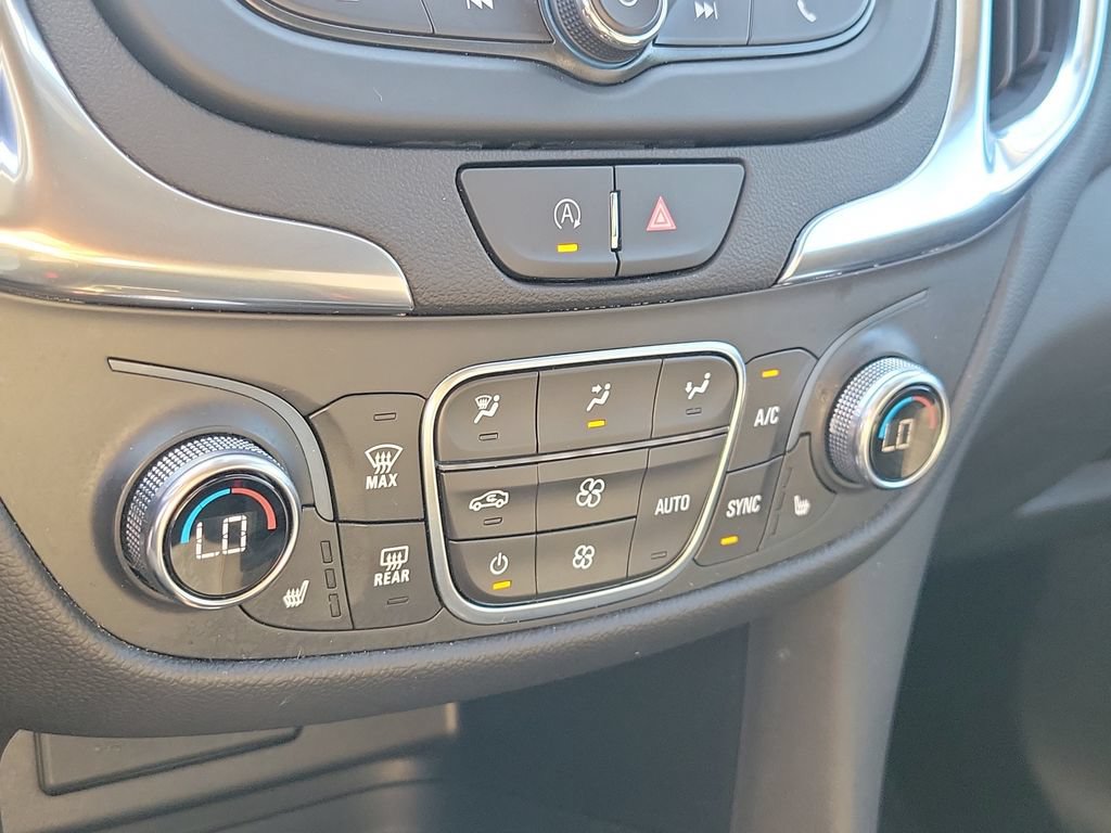 Used 2024 Chevrolet Equinox LT FWD image 33