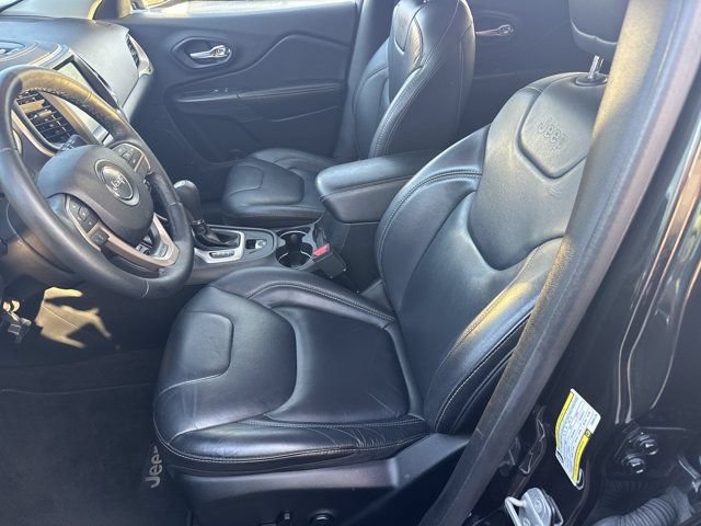 Used 2016 Jeep Cherokee Limited AWD/4WD image 10