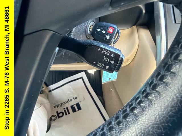 Used 2016 Toyota Camry XLE FWD image 35