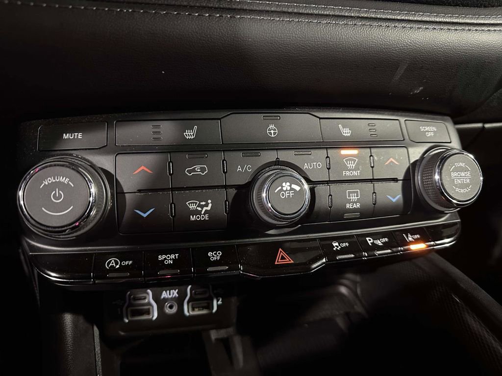 Used 2022 Dodge Durango GT image 29