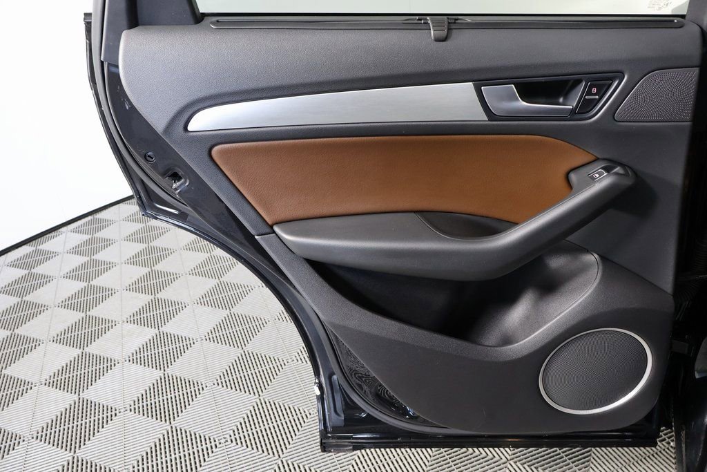 Used 2013 Audi Q5 3.0T Prestige w/ Prestige Pkg image 13