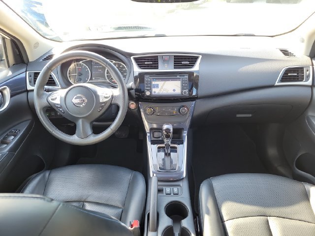 Used 2016 Nissan Sentra SR w/ SR Premium Package FWD image 15
