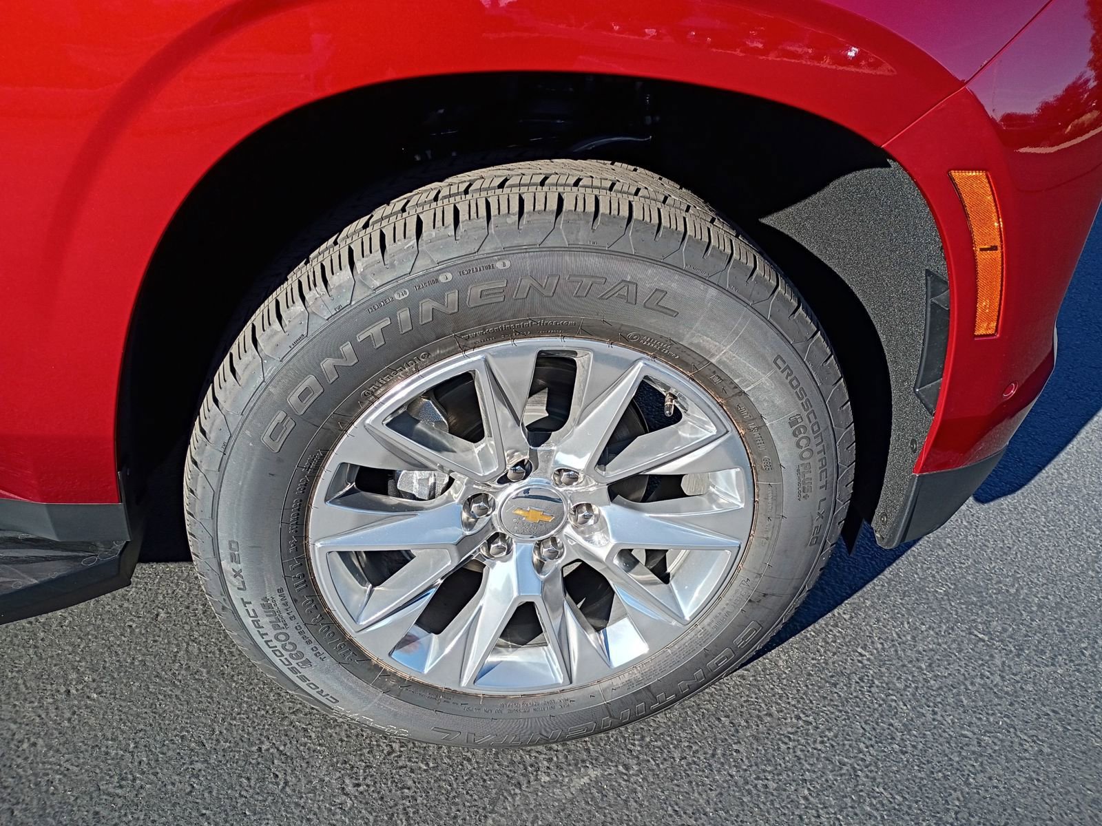 New 2026 Chevrolet Suburban Premier w/ Sun And Tow Package image 18