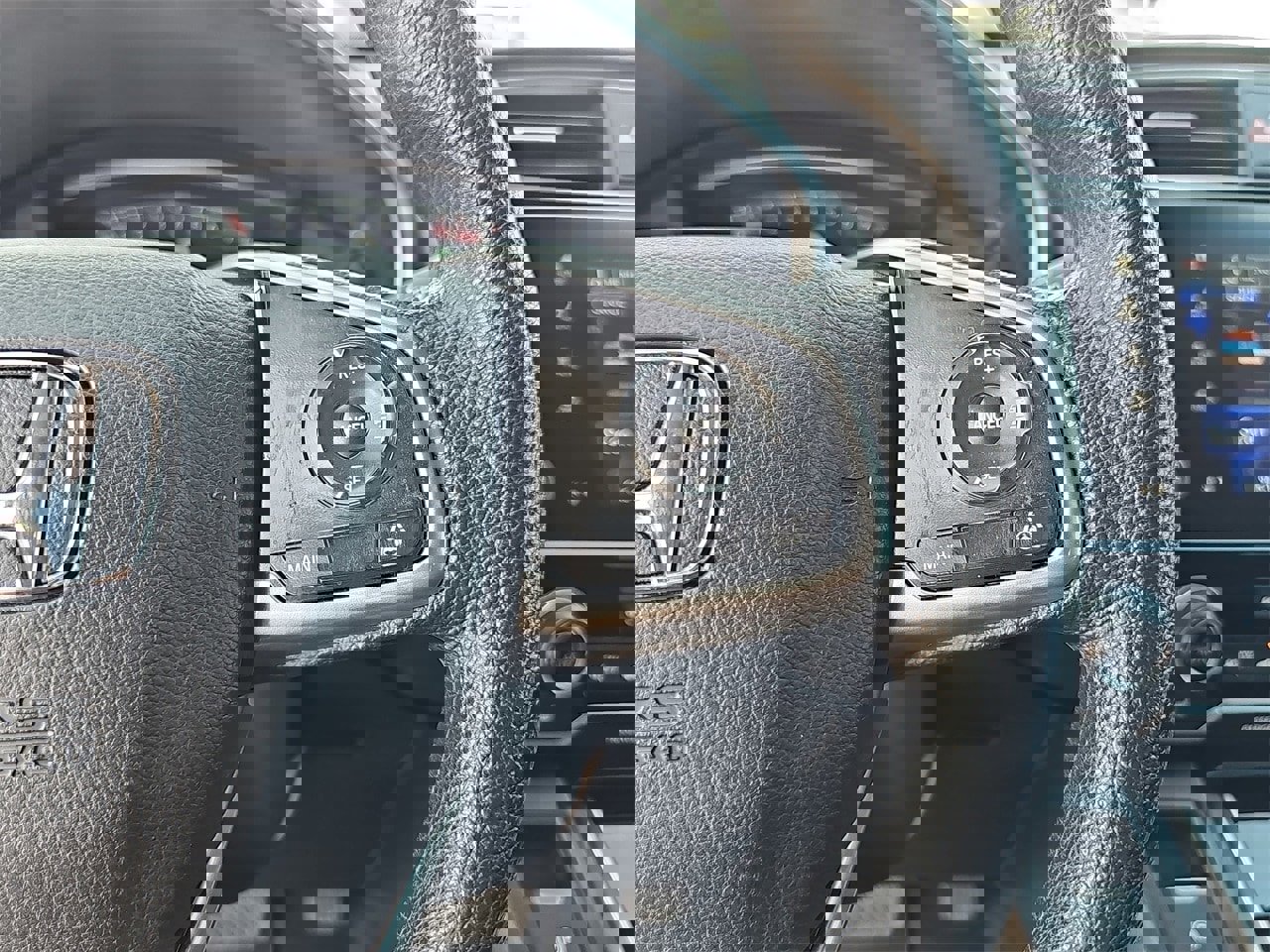 Used 2022 Honda CR-V EX image 17