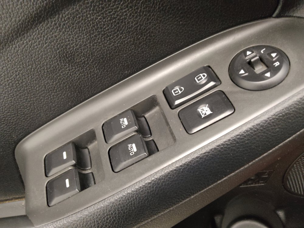 Used 2018 Kia Forte S w/ S Technology Package FWD image 27