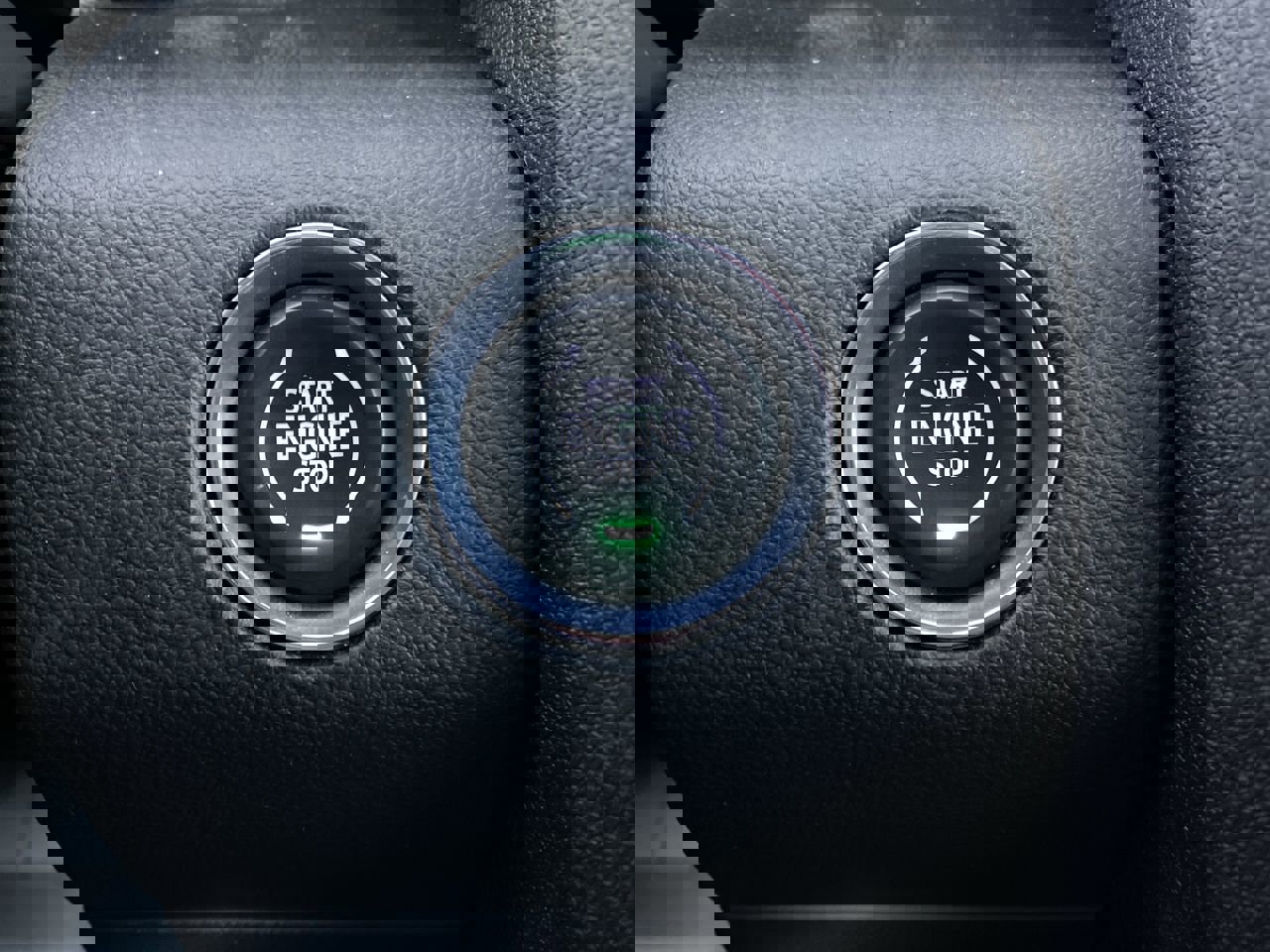 Certified 2025 GMC Acadia Elevation FWD image 13