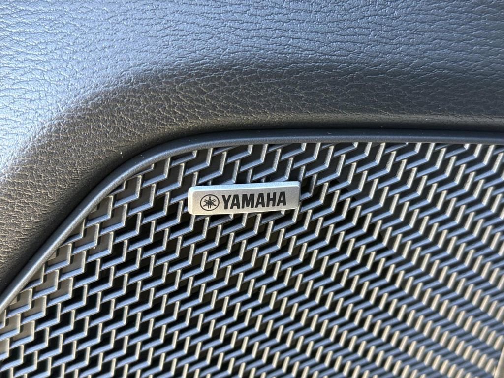 New 2026 Mitsubishi Outlander SEL image 25