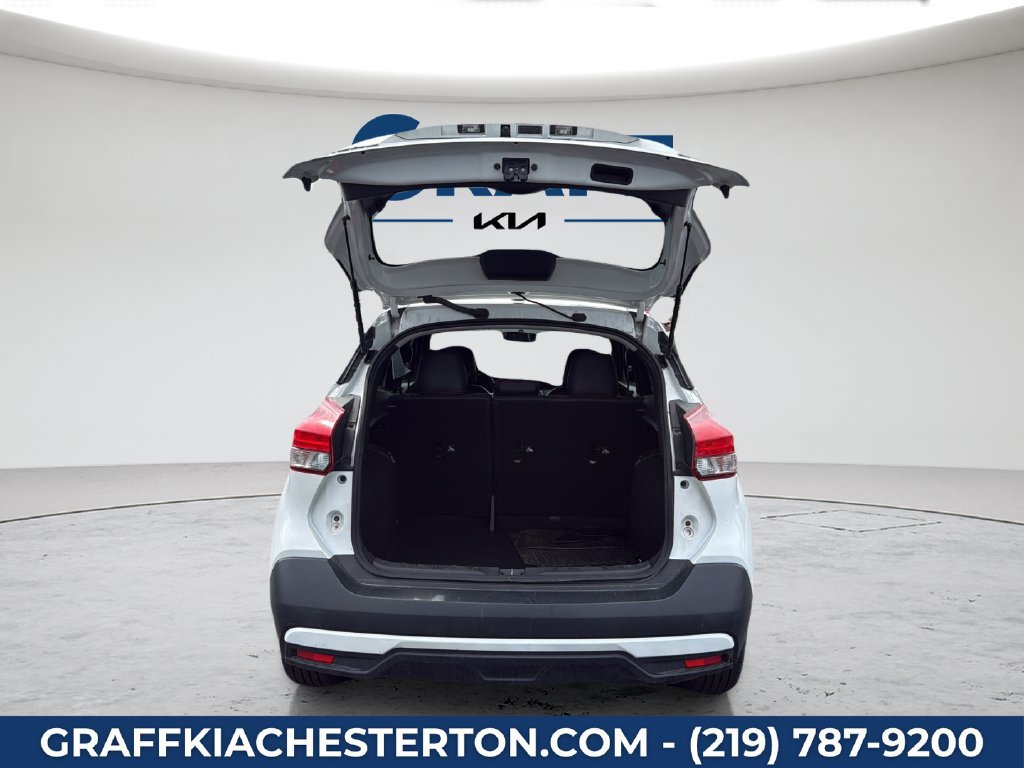 Used 2018 Nissan Kicks SR FWD image 25