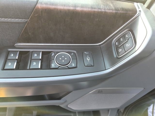 Used 2021 Ford F150 Lariat w/ Equipment Group 502A High image 13