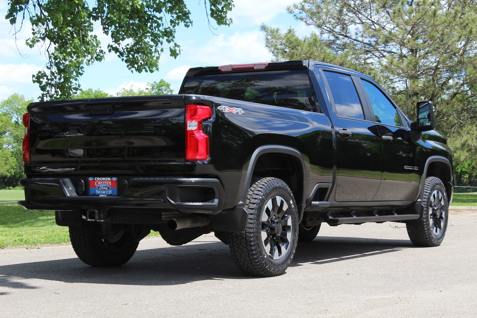 Used 2020 Chevrolet Silverado 2500 Custom w/ Custom Convenience Package AWD/4WD image 7