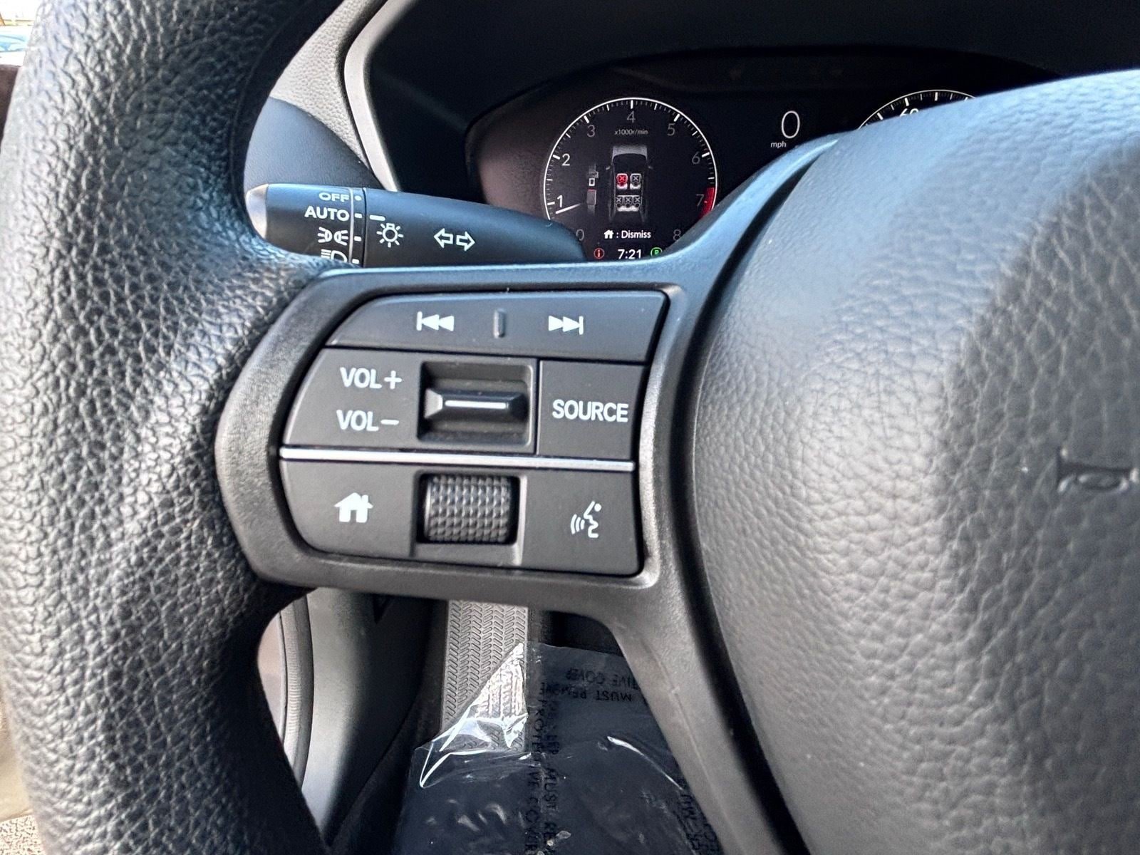 Certified 2024 Honda HR-V LX image 24