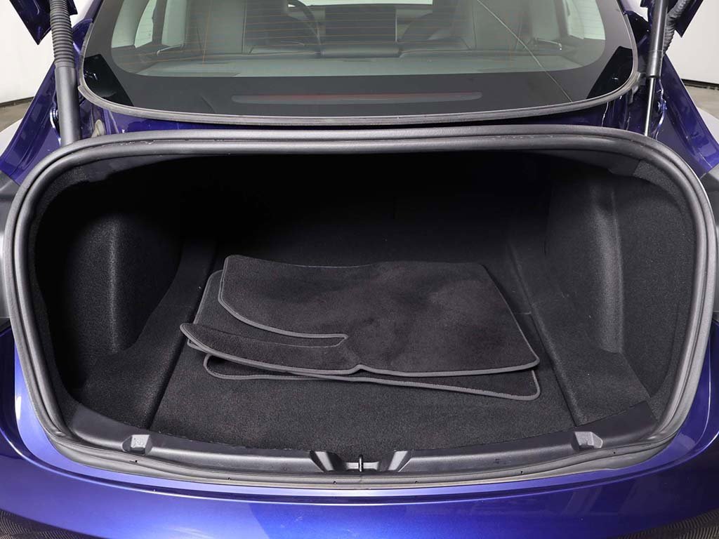 Used 2023 Tesla Model 3 Performance image 18