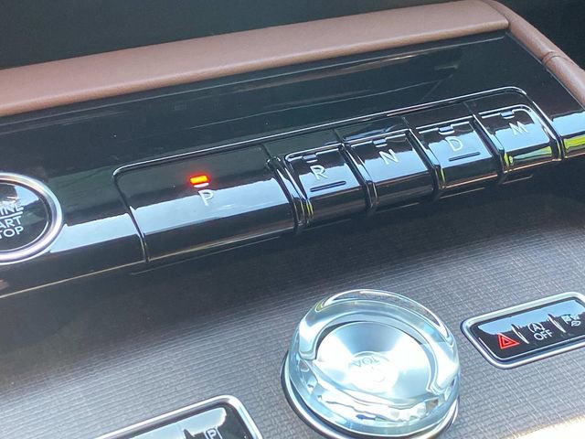 New 2026 Lincoln Navigator L Reserve AWD/4WD image 26