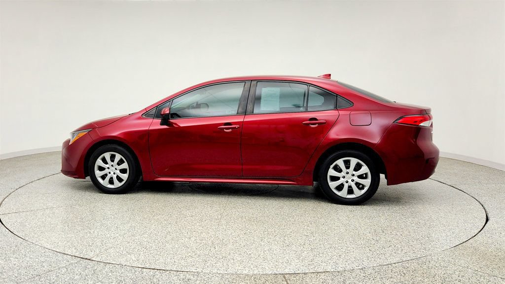 Used 2022 Toyota Corolla LE FWD image 8