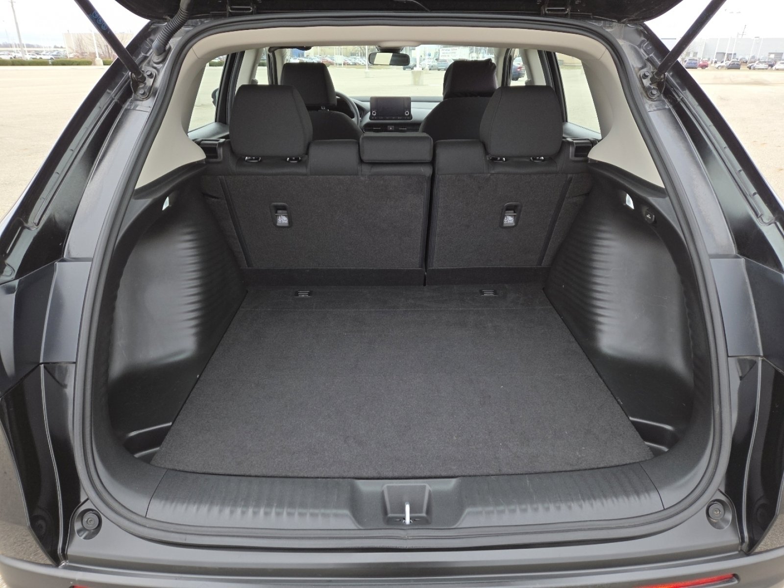 Used 2023 Honda HR-V LX image 17