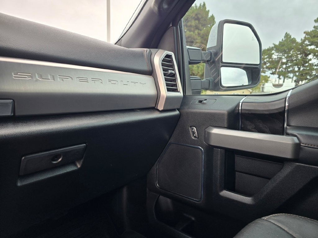 Used 2019 Ford F450 Platinum w/ Platinum Ultimate Package AWD/4WD image 30