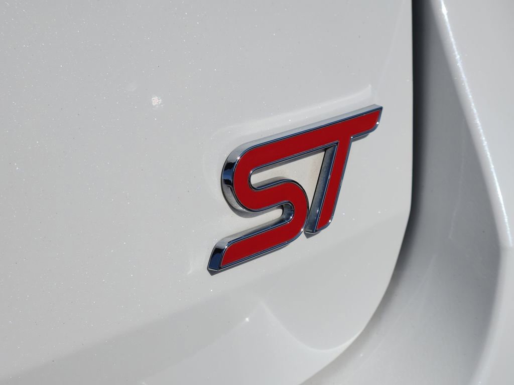 Used 2020 Ford Explorer ST w/ Premium Technology Package image 8