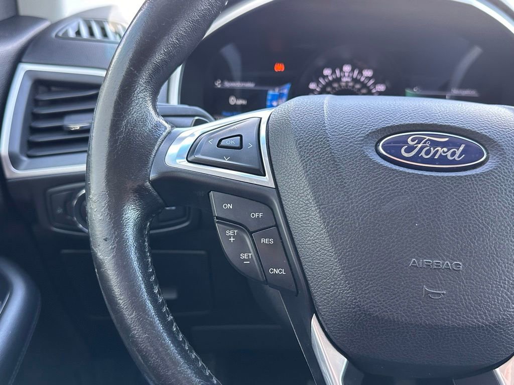 Used 2015 Ford Edge SEL w/ Equipment Group 201A AWD/4WD image 28