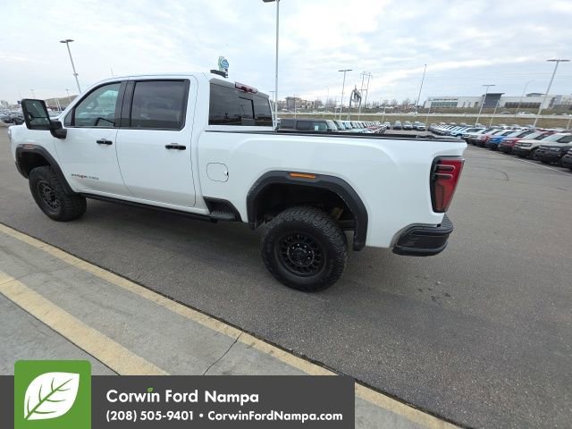 Used 2024 GMC Sierra 2500 AT4X w/ AT4X AEV Edition image 18