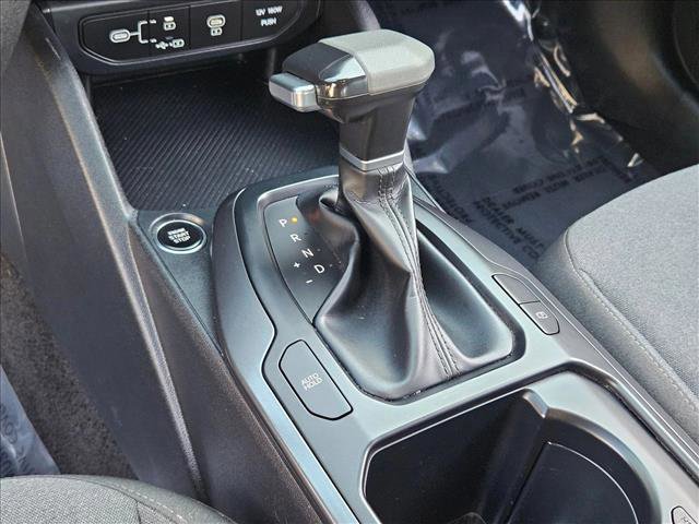 Used 2025 Kia K4 LXS image 12