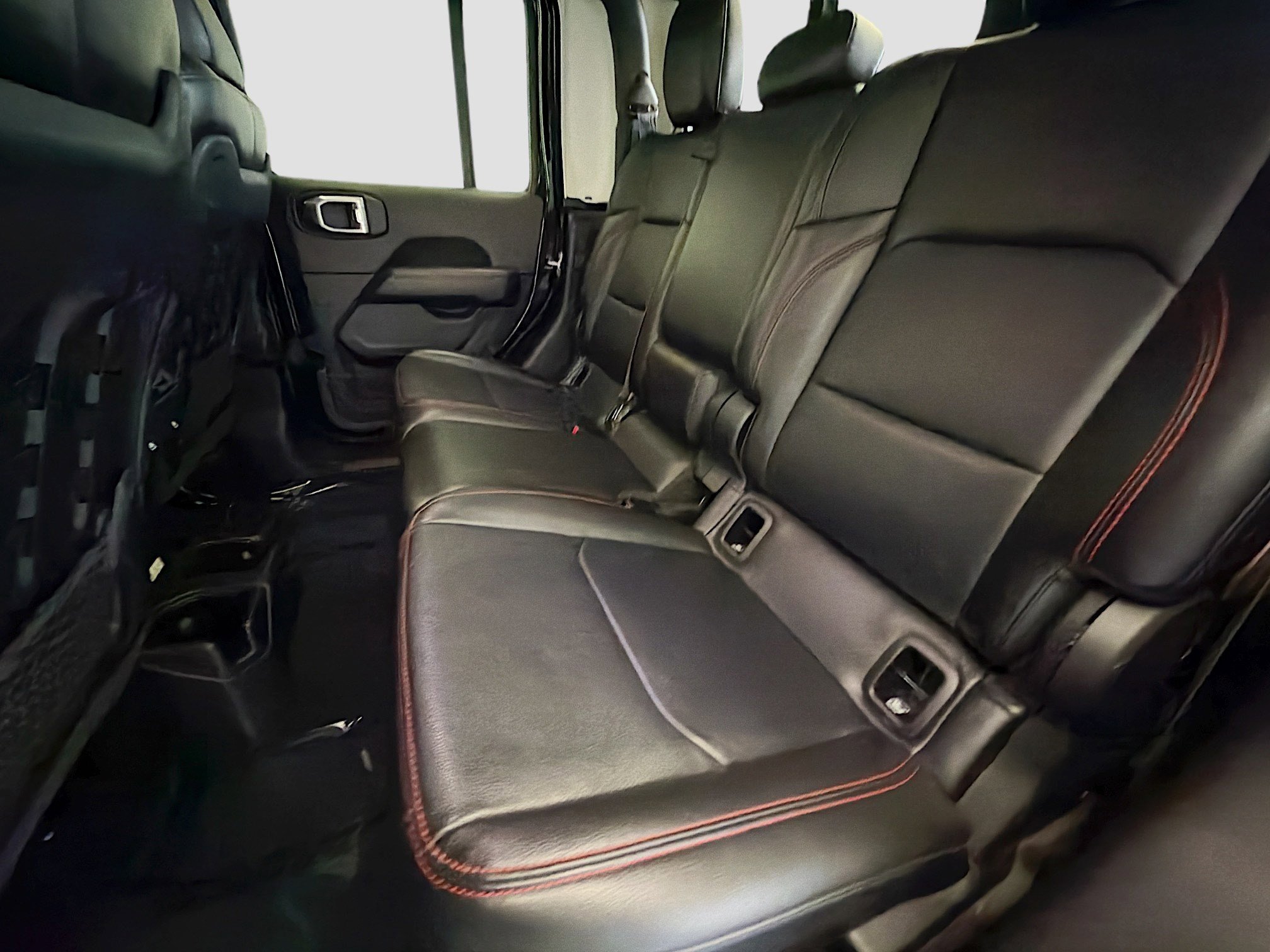 Used 2022 Jeep Gladiator Rubicon w/ LED Lighting Group AWD/4WD image 13