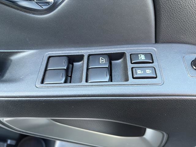 Used 2024 Nissan Frontier SV w/ SV Convenience Package AWD/4WD image 14