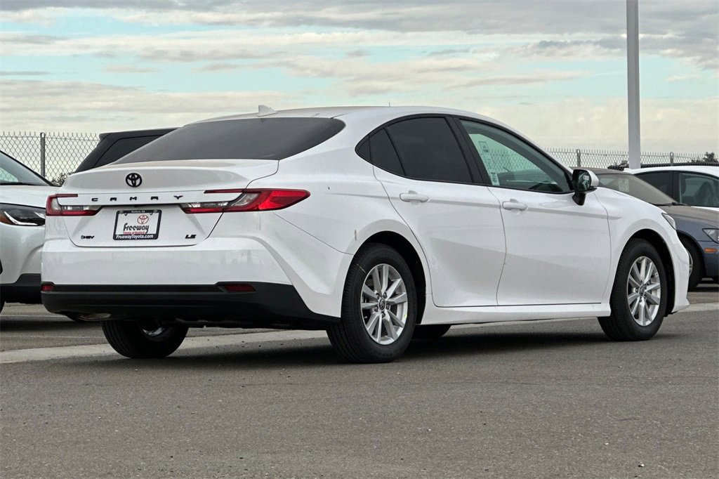 New 2026 Toyota Camry LE image 4
