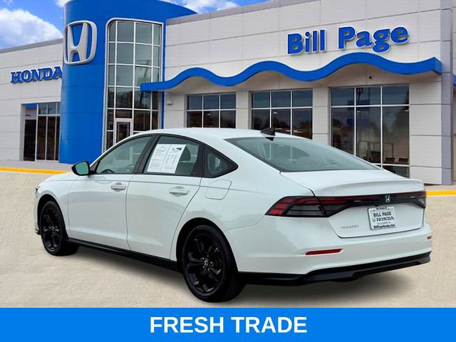 Certified 2025 Honda Accord SE image 3