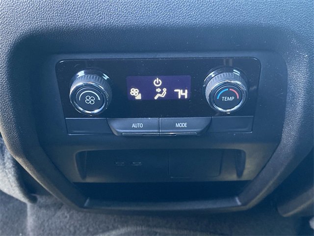 Certified 2025 Chevrolet Traverse LT image 16