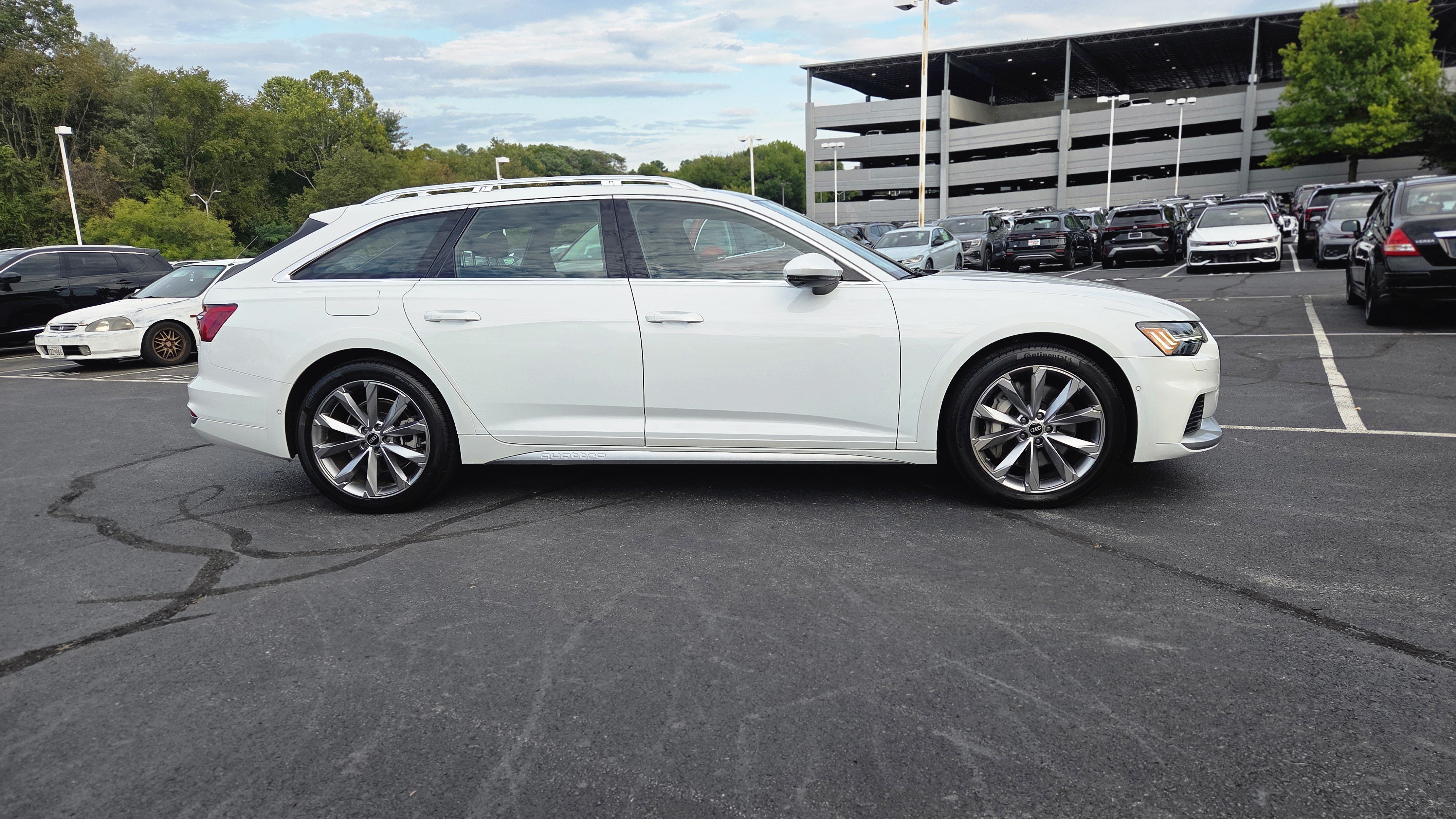 Used 2024 Audi A6 3.0T allroad Prestige AWD/4WD image 2