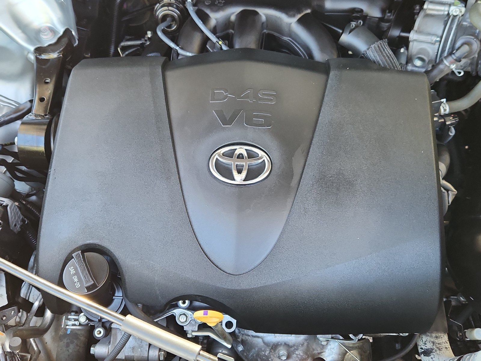 Used 2018 Toyota Highlander XLE AWD/4WD image 17