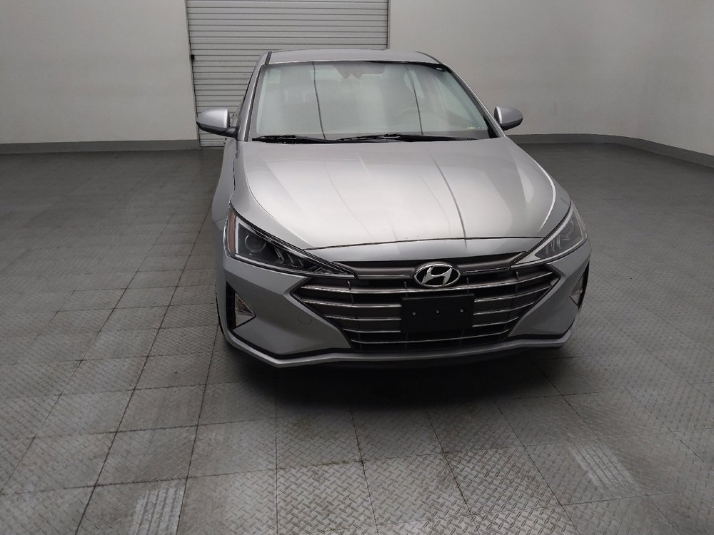 Used 2020 Hyundai Elantra SEL FWD image 14